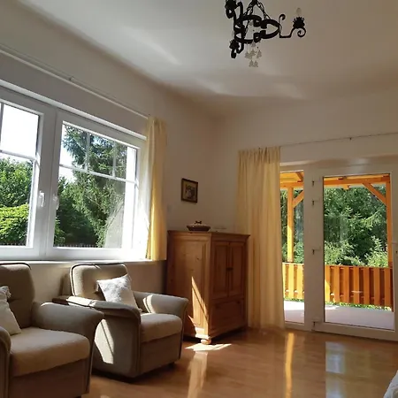 Holiday home Renoviertes Ferienhaus In Mit Grosser Terrasse